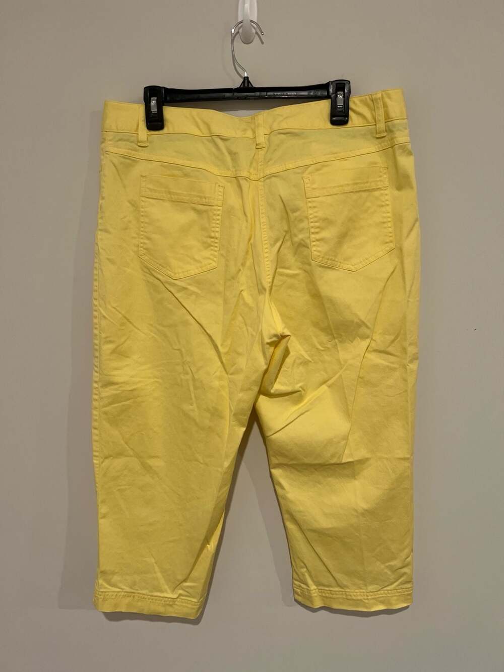 Covington Stretch Cotton Yellow Capri Pants Size 18 - Picture 4 of 5